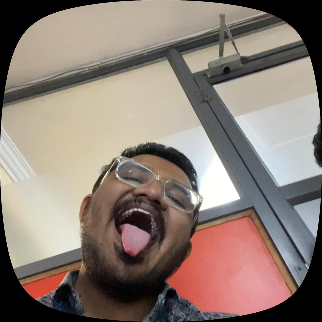 img
